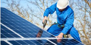 Installation Maintenance Panneaux Solaires Photovoltaïques à Clos-Fontaine